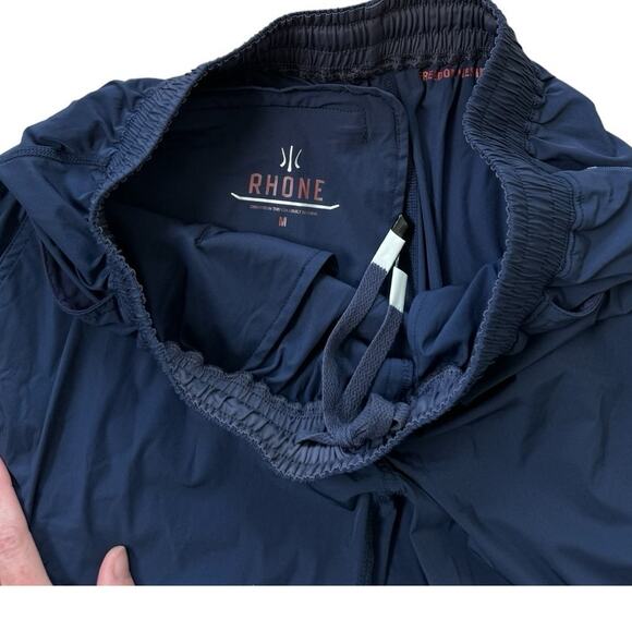 Rhone Men's Athletic Shorts 9" Navy Size M - Picture 2 of 5